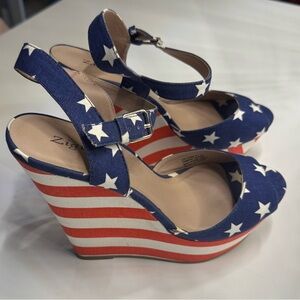 Zigi Soho Women's Star-Spangled Wedge Sandals
